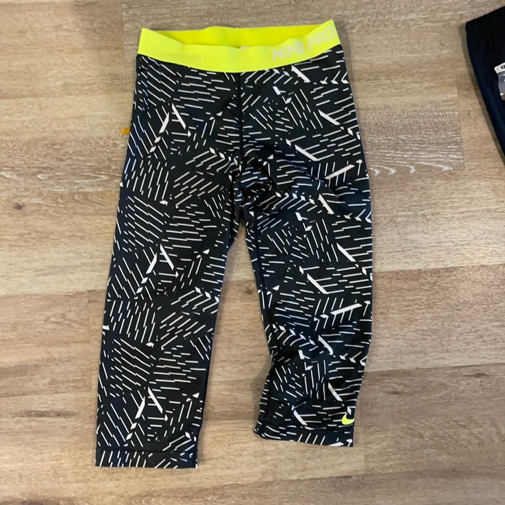 Nike pro leggings